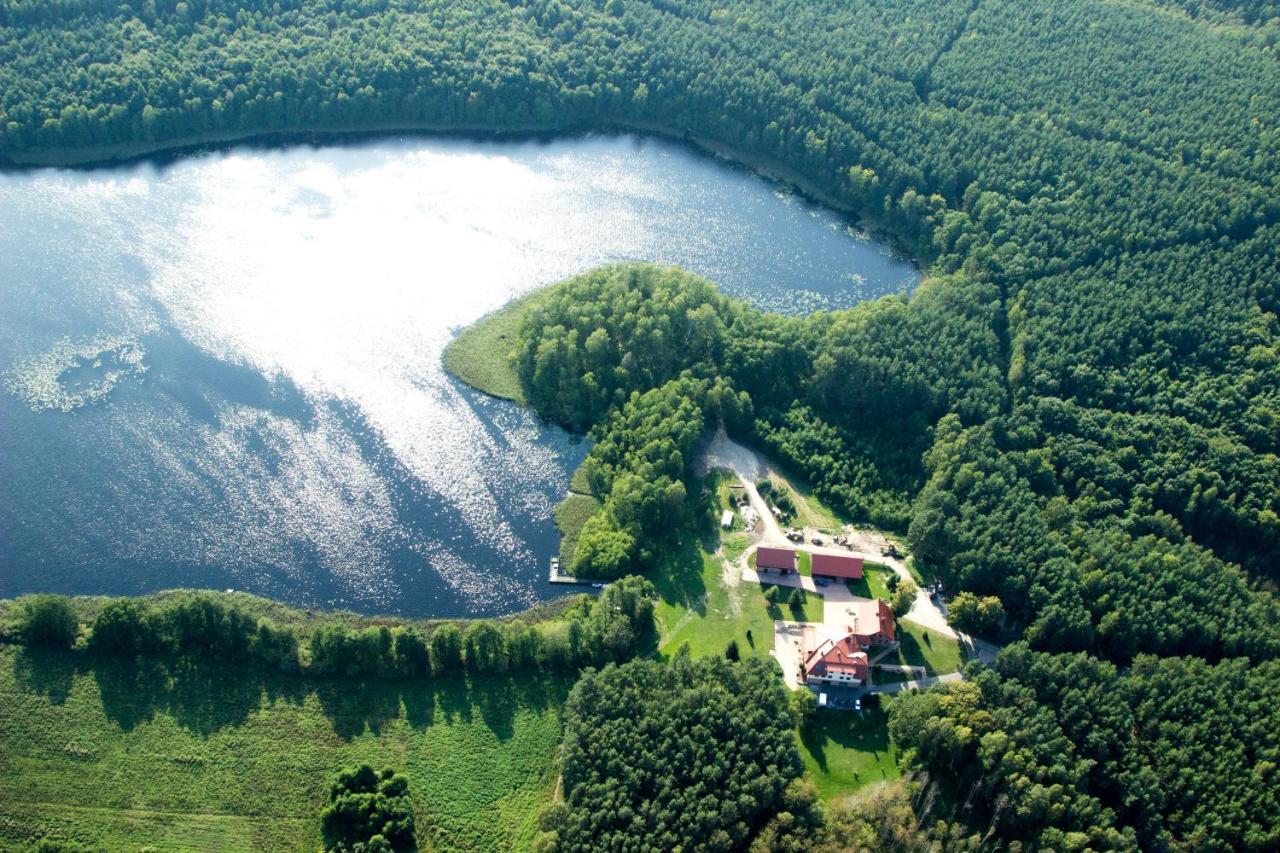 Kwatera W Lesniczowce Czarne Karszanek Extérieur photo