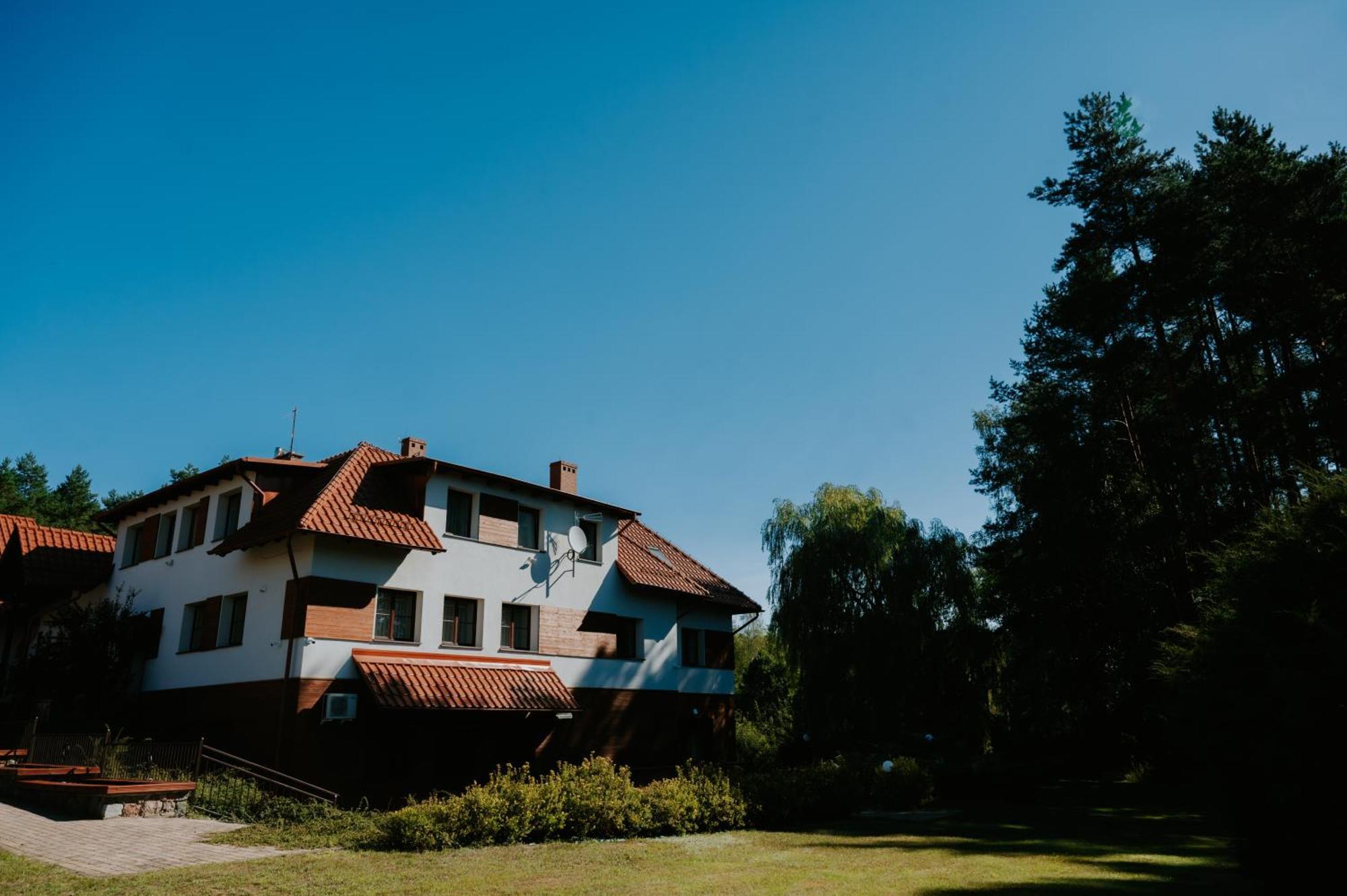 Kwatera W Lesniczowce Czarne Karszanek Extérieur photo