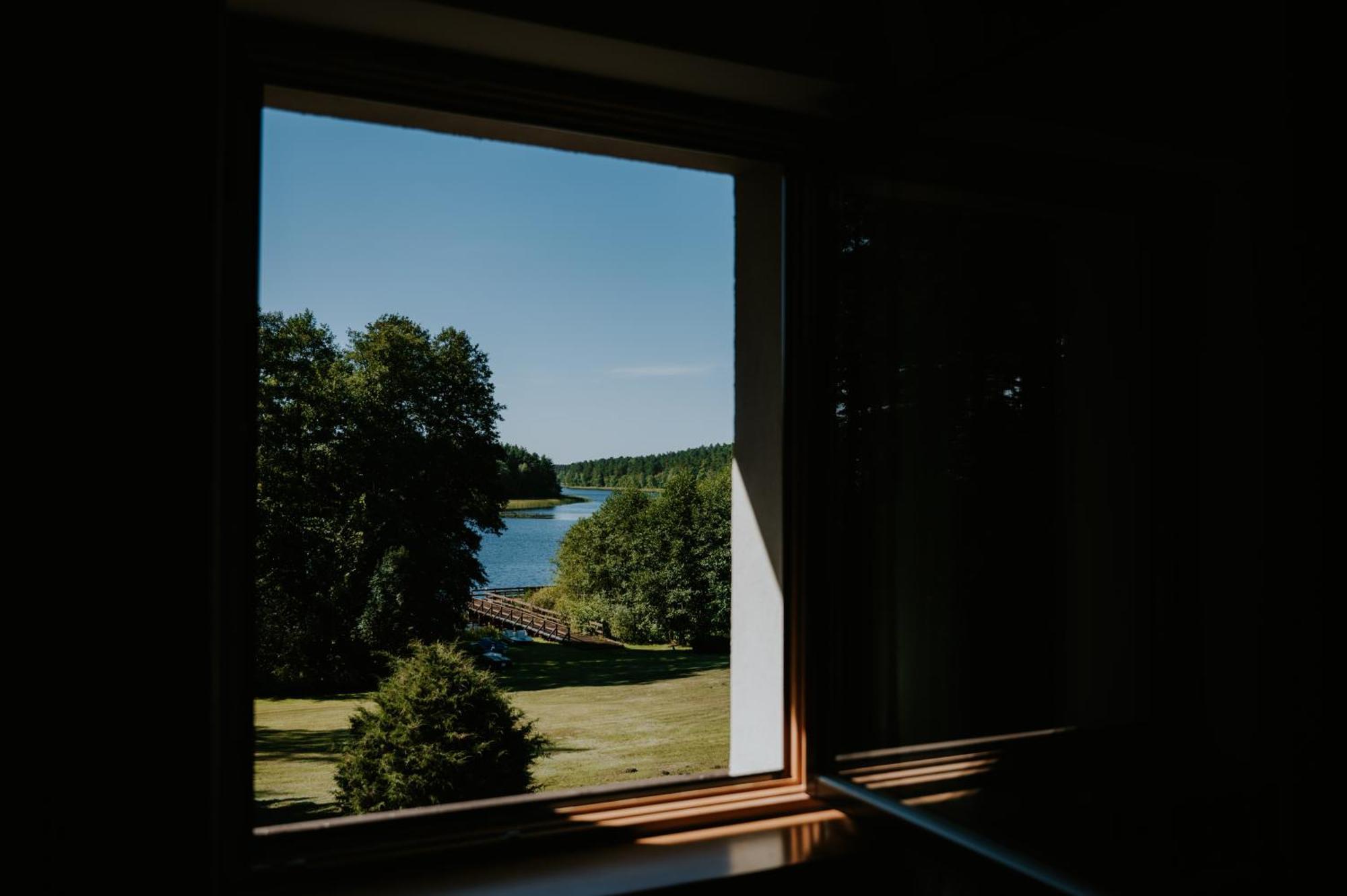 Kwatera W Lesniczowce Czarne Karszanek Extérieur photo